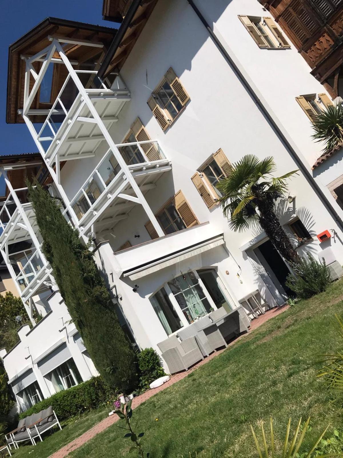 Sonnenresidence Alpenhof Термено Экстерьер фото